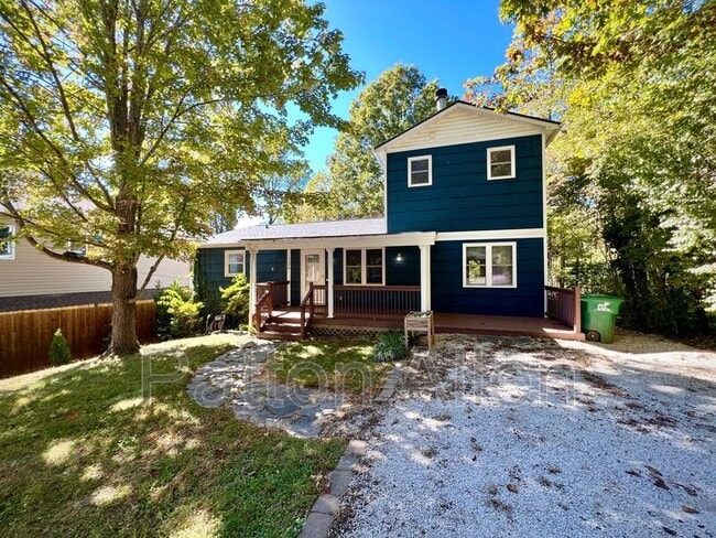 Primary Photo - 126 Locust Ct