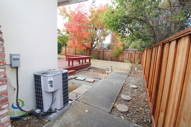 Building Photo - $4995 Beautiful 4BD/2BA Home in Cupertino!