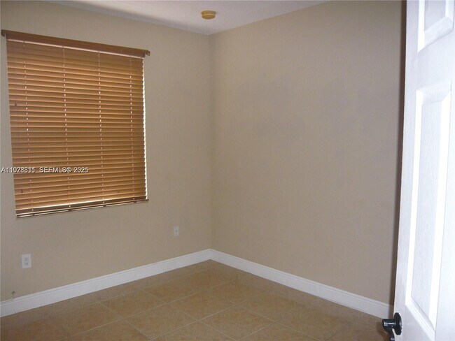 Building Photo - 14331 SW 9th St