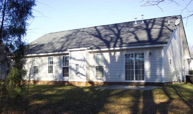 Building Photo - 3202 Pine Pointe St