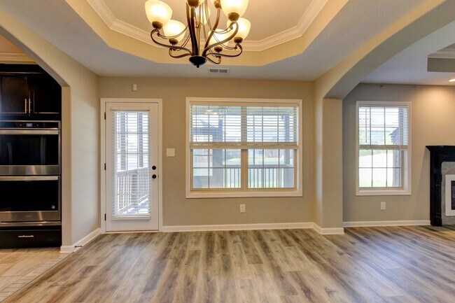Building Photo - Big and Beautiful Smart Home