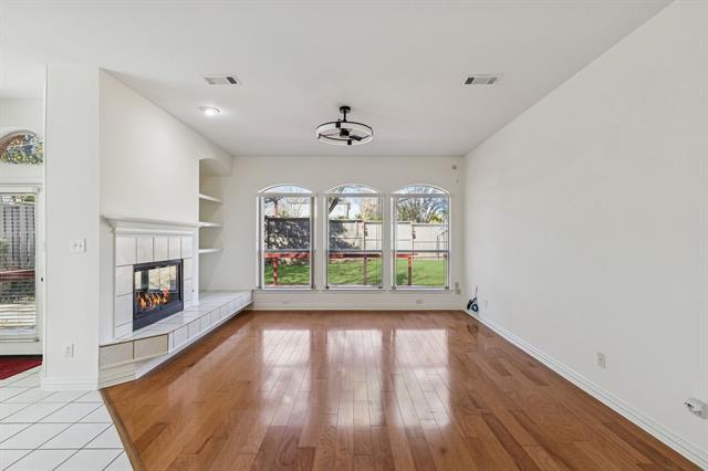 Building Photo - 708 Nettleton Dr