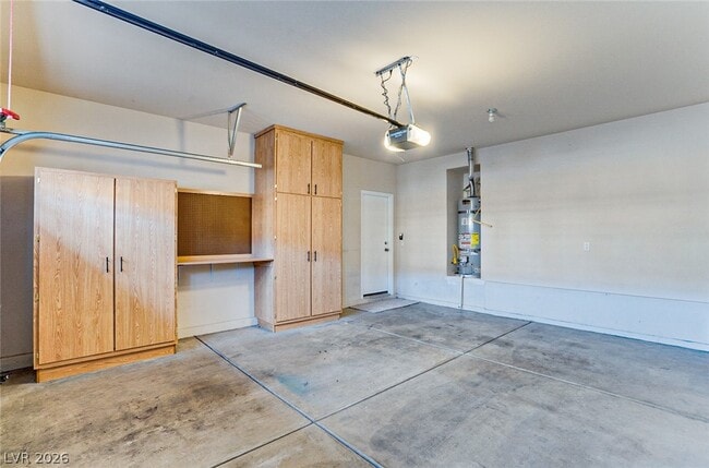 Building Photo - 10737 Drake Ridge Ave
