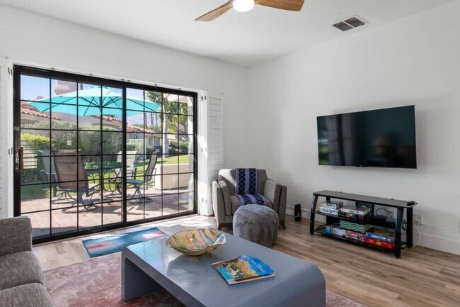 Building Photo - Desert Rose- Condo with Pool and Tennis Co...