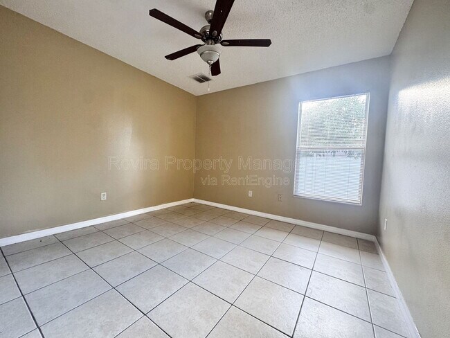 Building Photo - 127 Appian Way