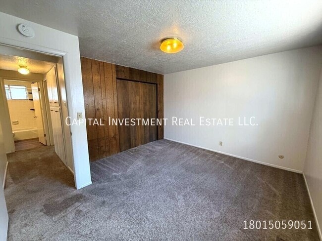 Building Photo - 1728 S 800 E