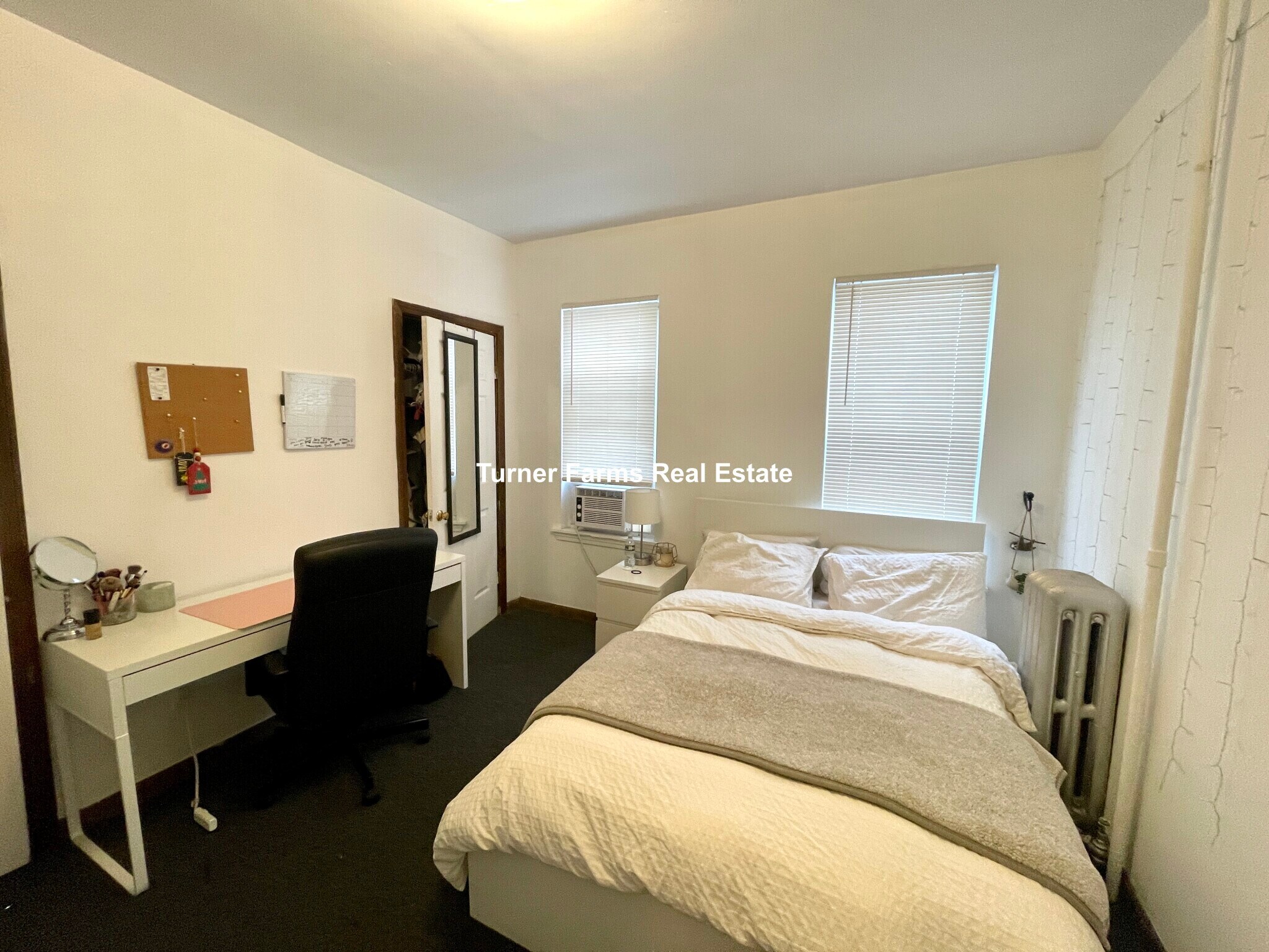 Building Photo - 10 Parker Hill Ave