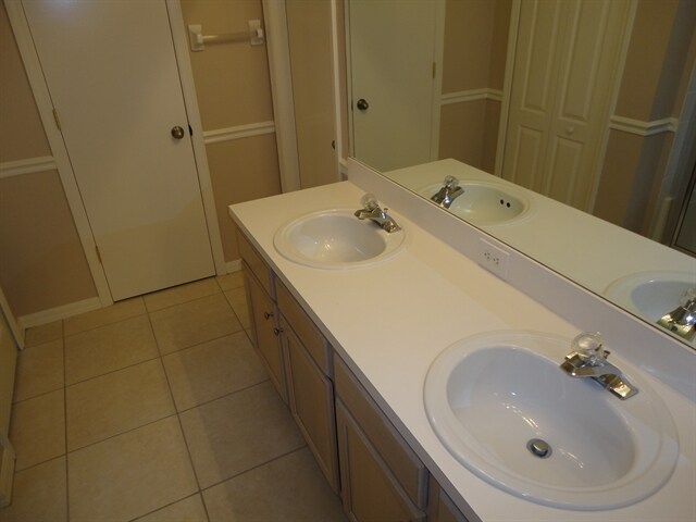 Building Photo - 10530 Walker Vista Dr