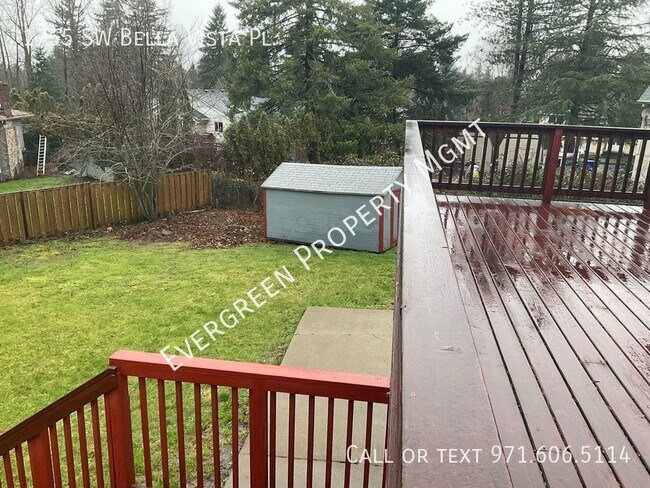 Building Photo - 3BR/2BA Open Floor Plan Kitchen Home- Spac...