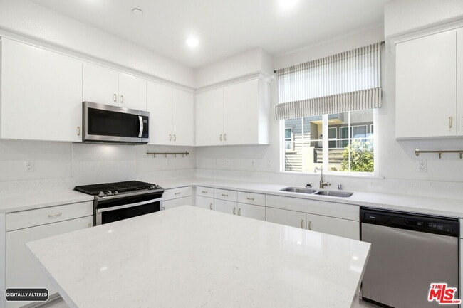 Building Photo - 12228 Veranda Dr