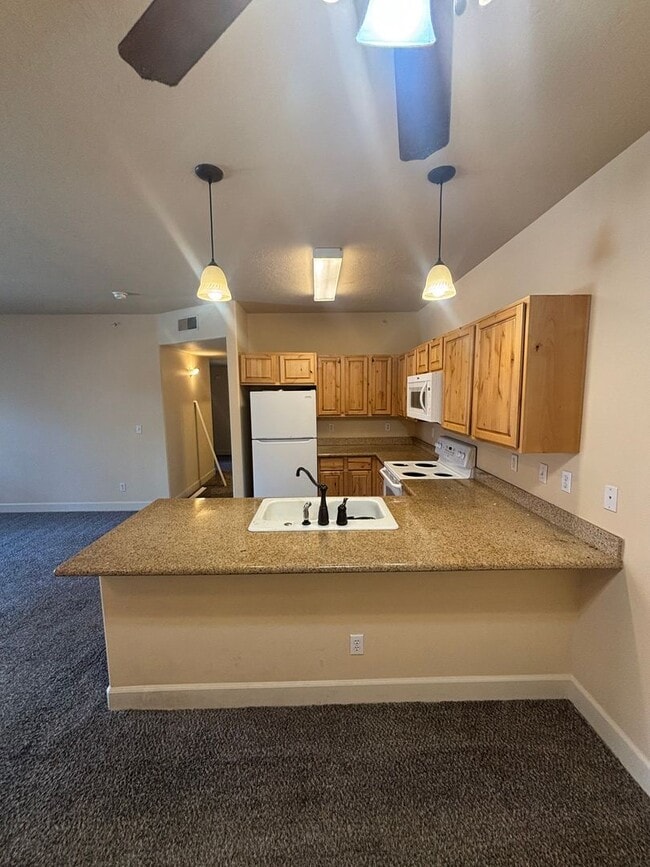 Building Photo - 6735 N Spurwing Loop