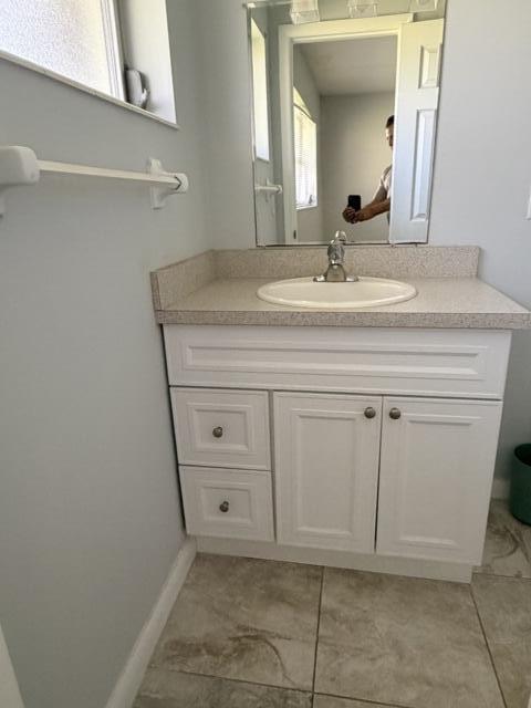 Building Photo - 2804 Crosley Dr E