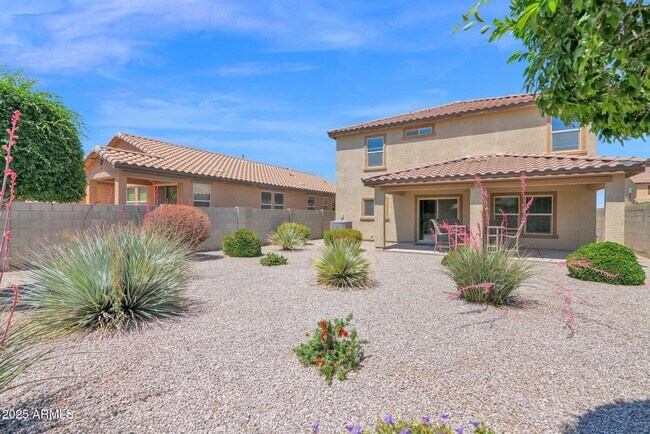 Building Photo - 40911 W Tamara Ln