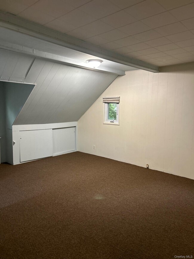 Building Photo - 31 Brightwaters Dr