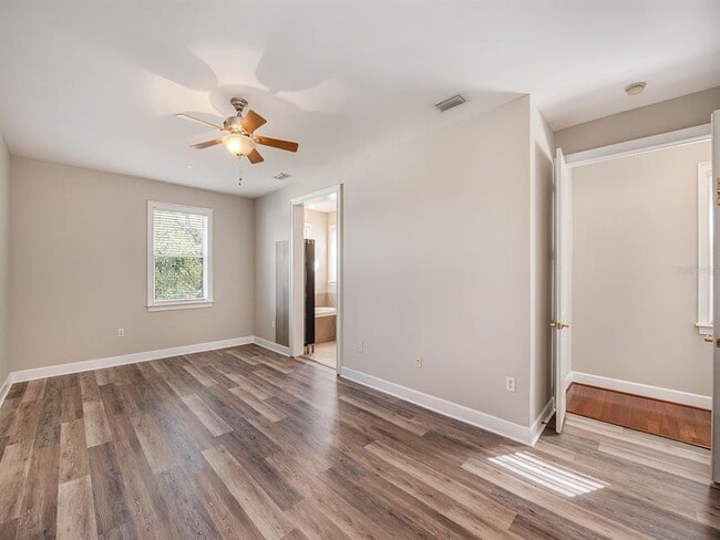 Building Photo - 6810 S Kissimmee St