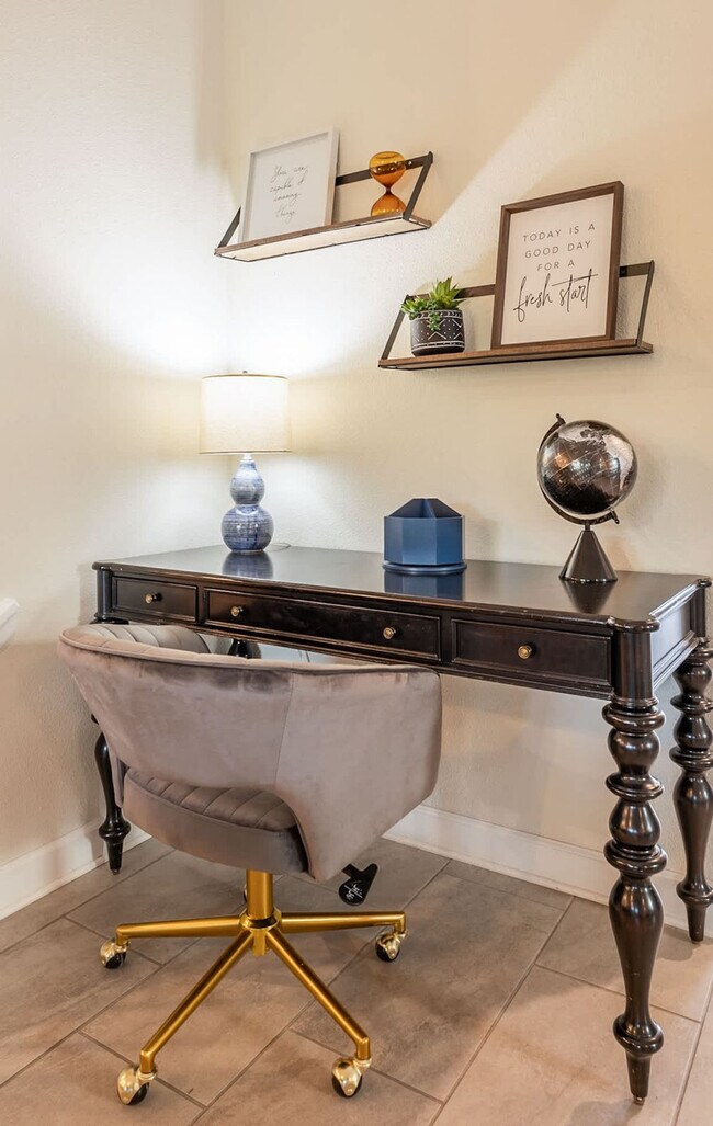 Building Photo - 2738 Oxymoron Wy