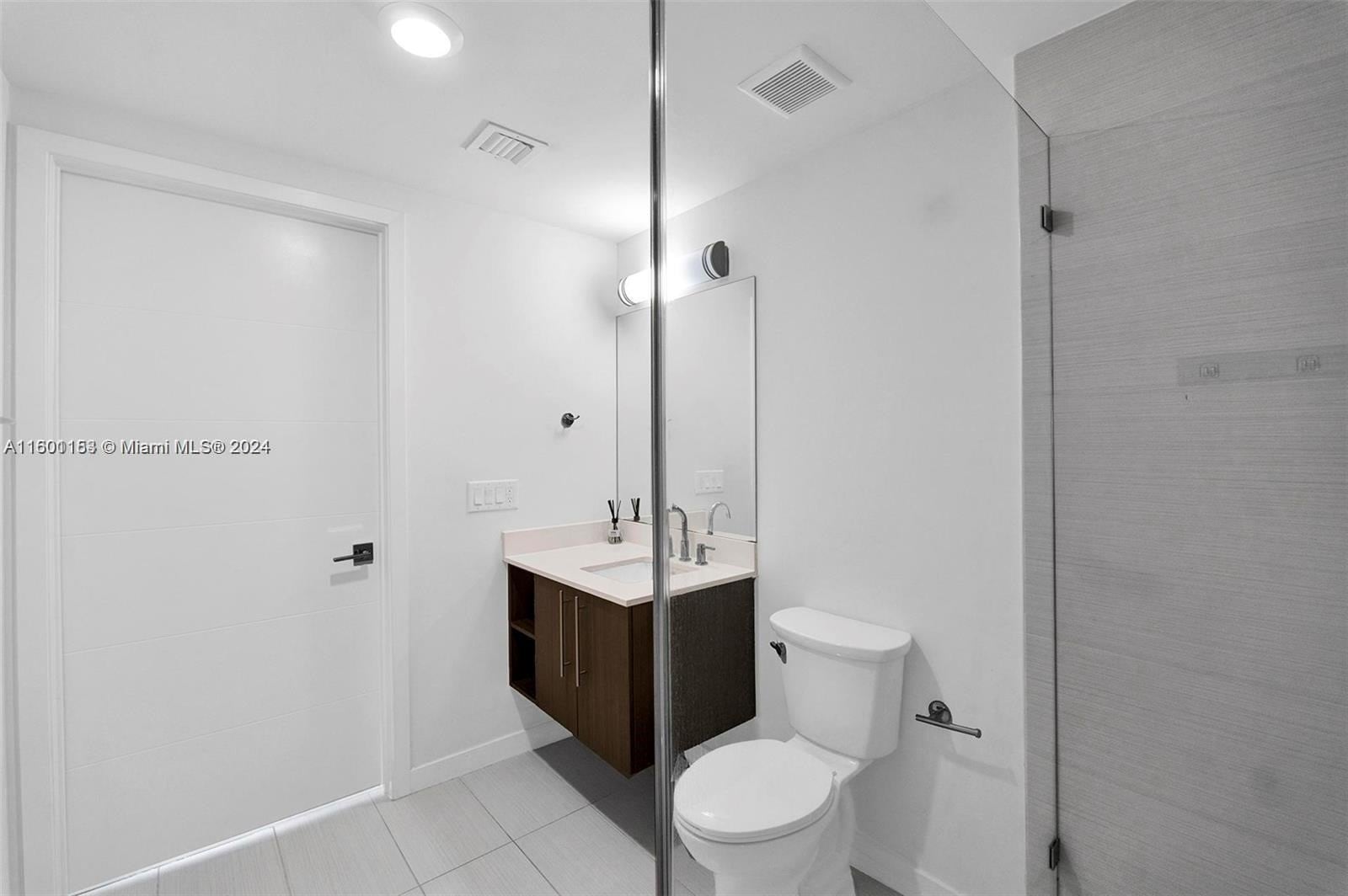 Building Photo - 7661 NW 107th Ave