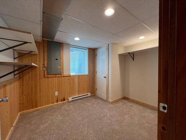 Building Photo - Lovely North Fargo Home