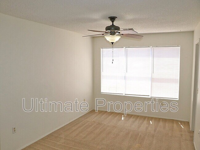 Building Photo - 6853 N 78th Ave