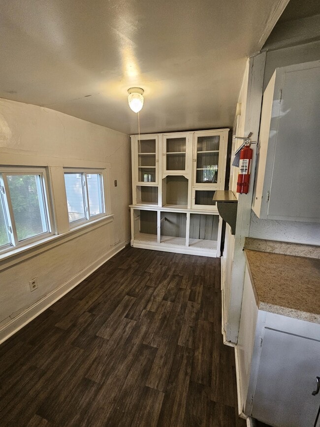 Building Photo - 728 Rhode Island St