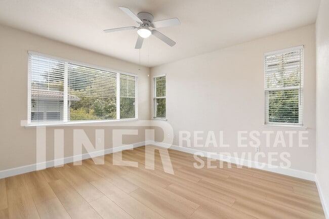 Building Photo - 1011 Boardwalk Way