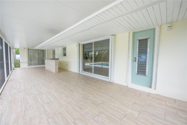 Building Photo - 18370 SW 292nd St