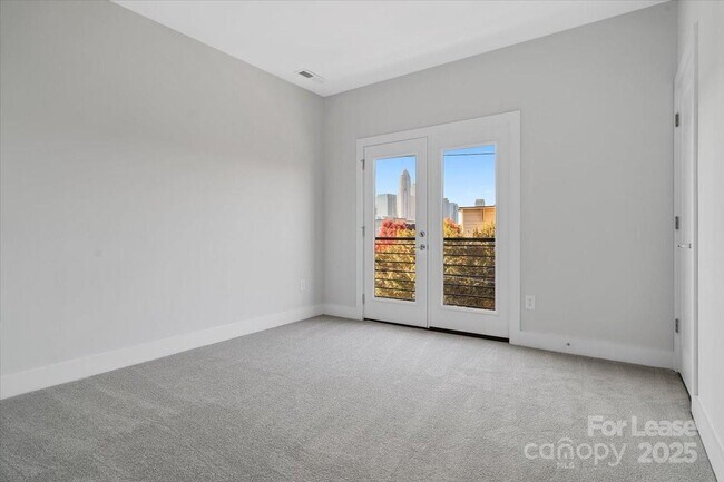 Building Photo - 12147 Brooklyn Ave