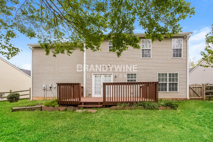 Building Photo - 3001 Secret Garden Ct