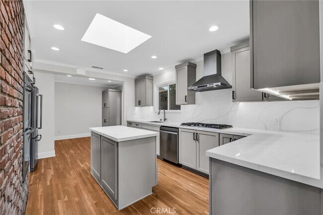 Building Photo - 2417 Sunnyside Ridge Rd