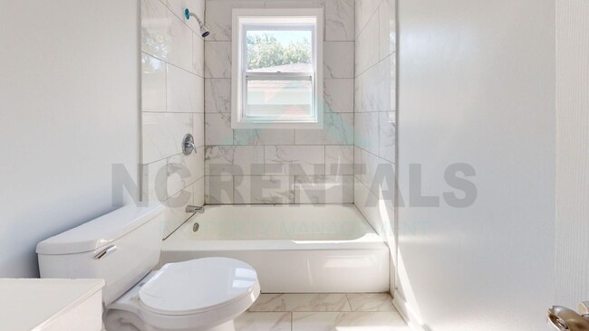 Building Photo - Newly Renovated Gem 2-Bedroom, 1-Bathroom ...