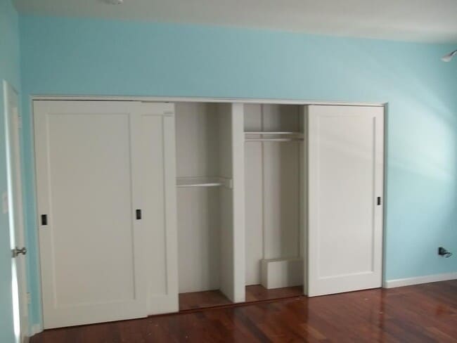 Building Photo - Beautiful 4 bed 2.5 bath