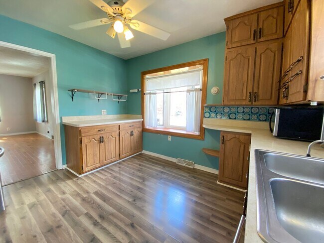 Building Photo - 3 Bedroom Home in Hammond