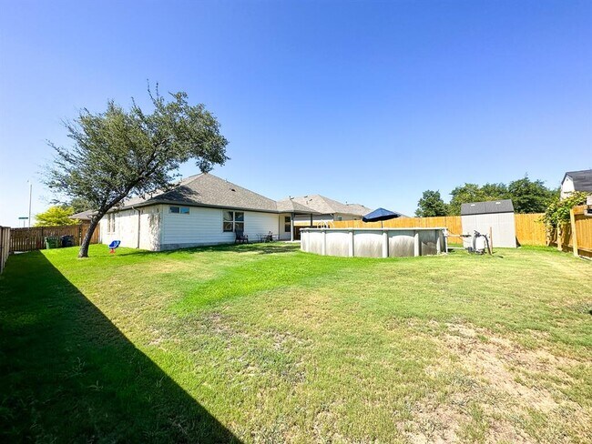 Building Photo - 125 Beech Creek Ln