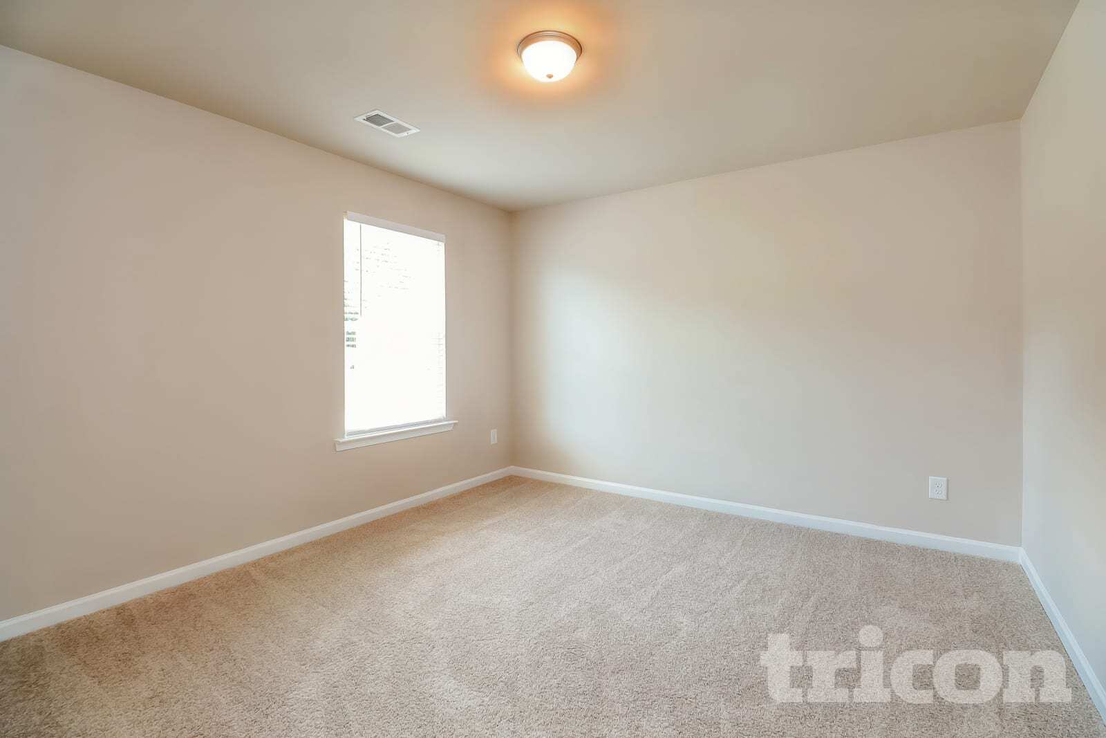 Building Photo - 701 Jackson Ct