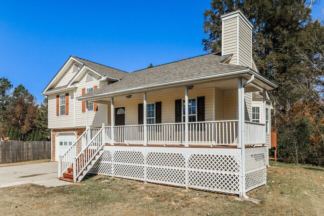 Building Photo - 36 Dewey Dr