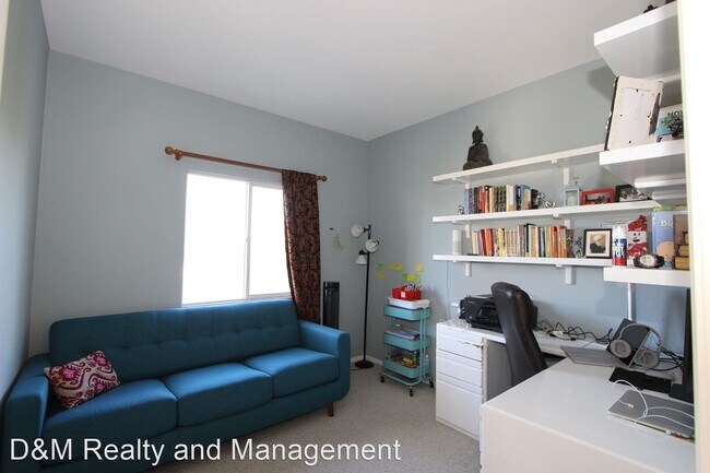Building Photo - 3 br, 2.5 bath House - 11161 Caminito Arcada