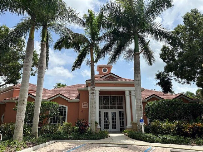 Building Photo - 4166 Central Sarasota Pkwy