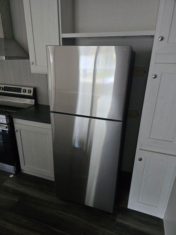 Building Photo - 132 Galahad Dr