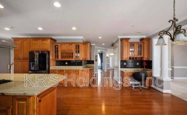 Building Photo - 159 Sanford Ferry Ct