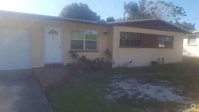 Building Photo - 3 bedroom one bath with garage