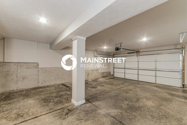 Building Photo - 4 Bedroom Pet-Friendly Home in Shepherdsvi...
