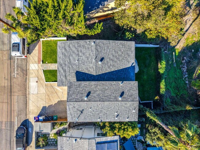 Building Photo - Furnished Room for Rent – Modern Co-Living Home (5 Bed, Shared Common Areas) Near SDSU (0.5 Miles)