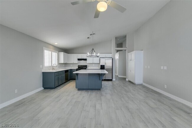 Building Photo - 2744 Summerchase Ln