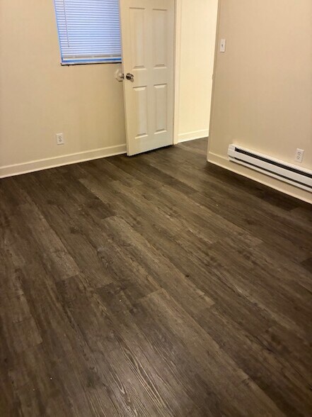 Building Photo - 5808 Stieren Dr