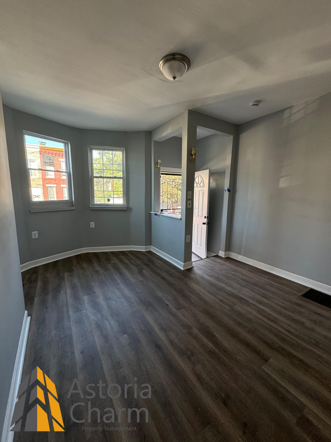 Building Photo - Newly Renovated 3BD/1.5BA townhome in Balt...