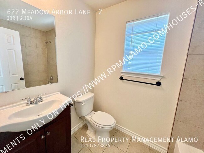 Building Photo - 622 Meadow Arbor Ln
