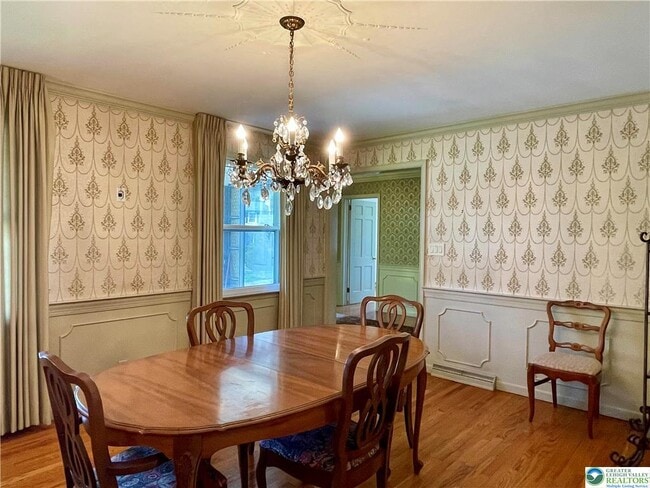 Building Photo - 1331 Armstrong Rd