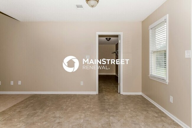Building Photo - 3 Bedroom Pet-Friendly Home in Stockbridge, GA with Main Street Renewal