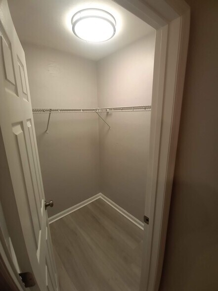 Building Photo - 1518 Willow Bend Way