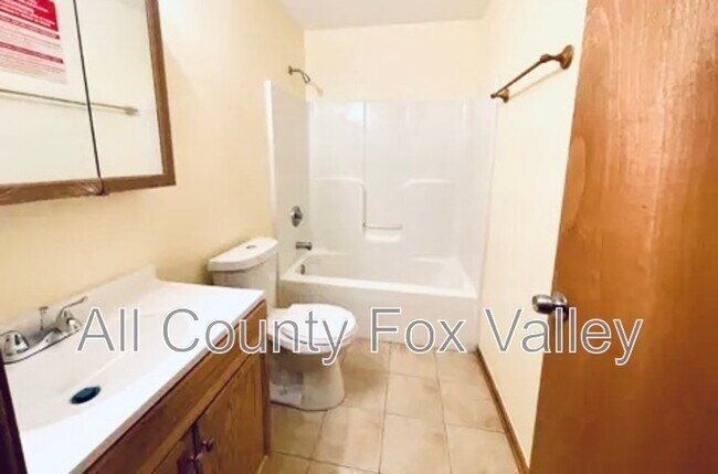 Building Photo - 2909 Willow Ln